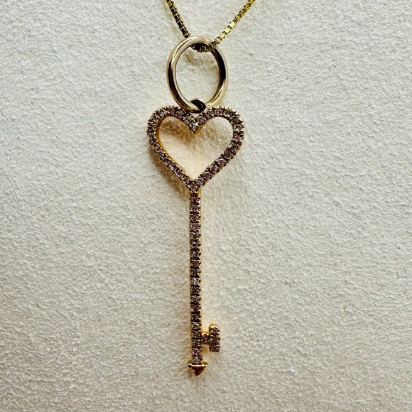 NEW! 14k Rose Gold Diamond Key Pendant - Picture 3 of 13